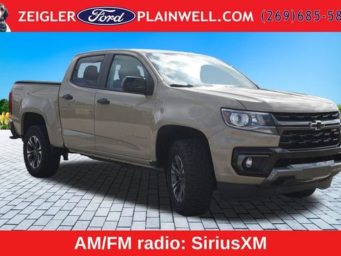 Used 2022 Chevrolet Colorado Z71 AWD/4WD image 7