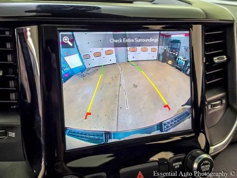 Used 2020 RAM 1500 Laramie w/ Sport Appearance Package AWD/4WD image 17