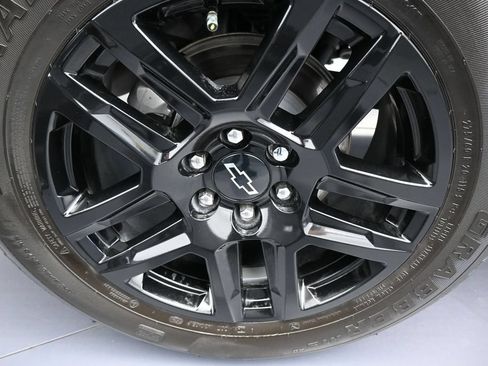 Used 2025 Chevrolet Silverado 1500 RST RWD image 44