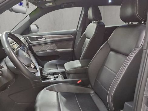 Used 2022 Volkswagen Atlas Cross Sport SE AWD/4WD image 12