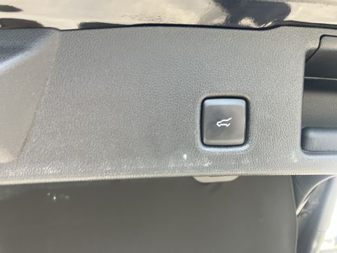 Used 2024 Ford Escape ST-Line w/ Tech Pack #1 AWD/4WD image 13