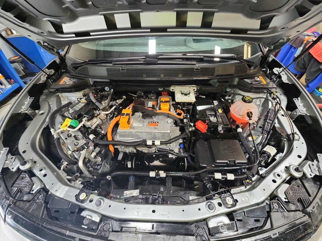 Certified 2026 Chevrolet Equinox EV RS w/ Convenience Package II AWD/4WD image 29