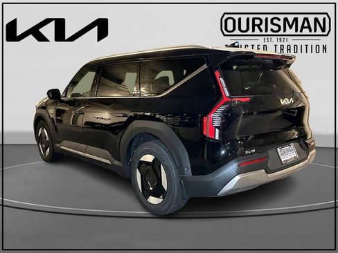 New 2026 Kia EV9 Wind image 3