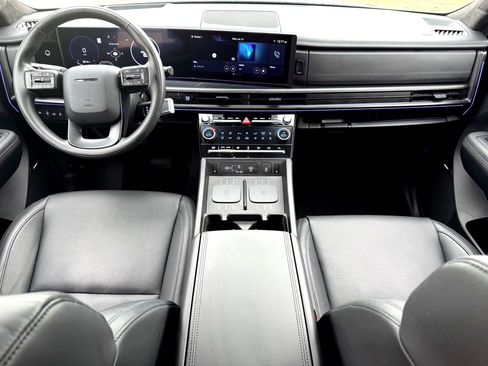 Used 2024 Hyundai Santa Fe Calligraphy image 27