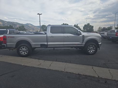 Used 2024 Ford F350 Lariat w/ Lariat Ultimate Package AWD/4WD image 4