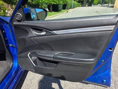 Used 2020 Honda Civic Sport image 29