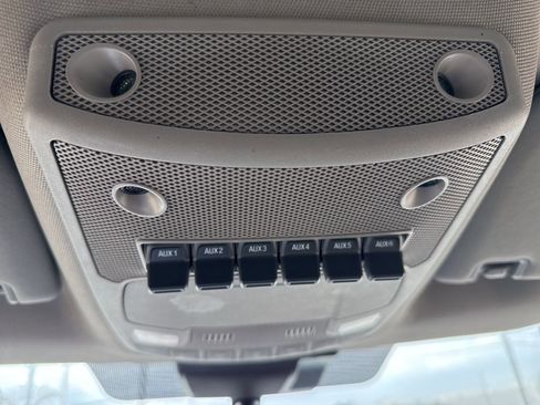 Used 2021 Ford F350 4x4 Crew Cab DRW Super Duty image 17