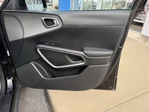 Used 2024 Kia Soul LX w/ Option Group 015 image 41