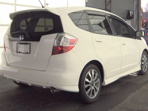Used 2013 Honda Fit Sport image 5