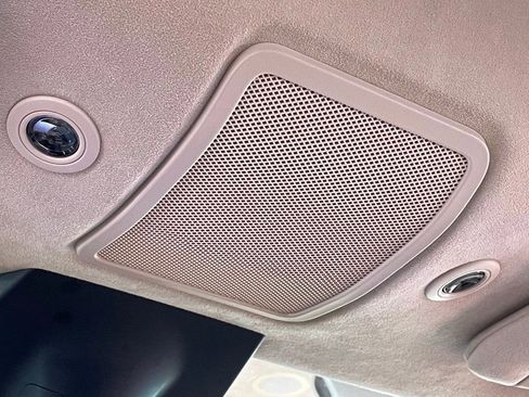 Used 2017 Tesla Model S P100D image 46