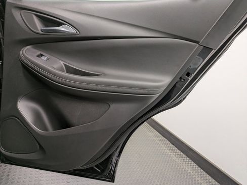 Used 2022 Buick Encore GX Essence w/ Advanced Technology Package image 25