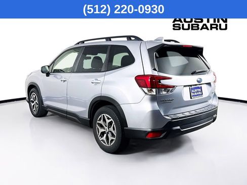 Certified 2023 Subaru Forester Premium image 6