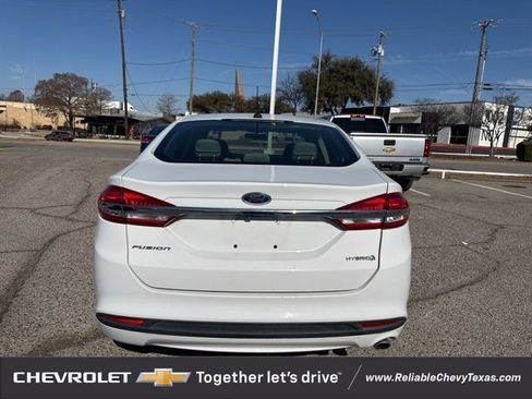 Used 2017 Ford Fusion S image 6