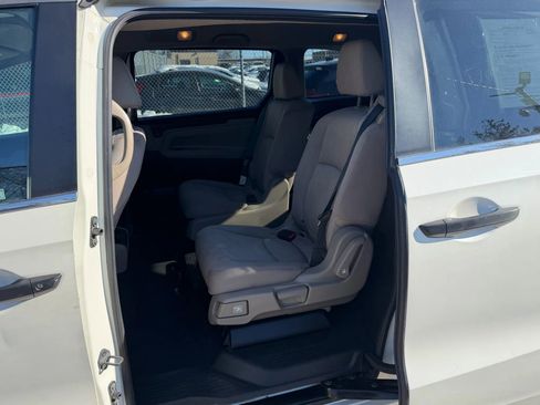 Used 2019 Honda Odyssey LX image 16