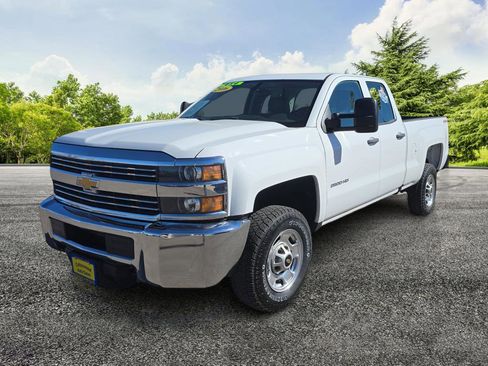 Used 2016 Chevrolet Silverado 2500 W/T image 3