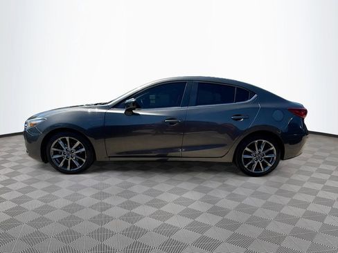 Used 2018 MAZDA MAZDA3 Touring FWD image 9