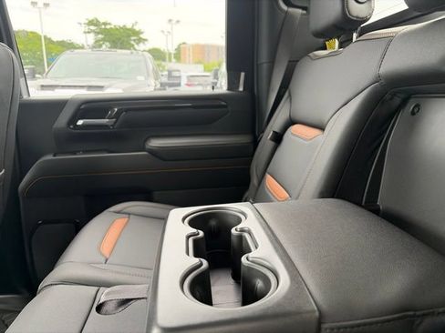 New 2026 GMC Sierra 2500 AT4 w/ AT4 Premium Plus Package AWD/4WD image 38