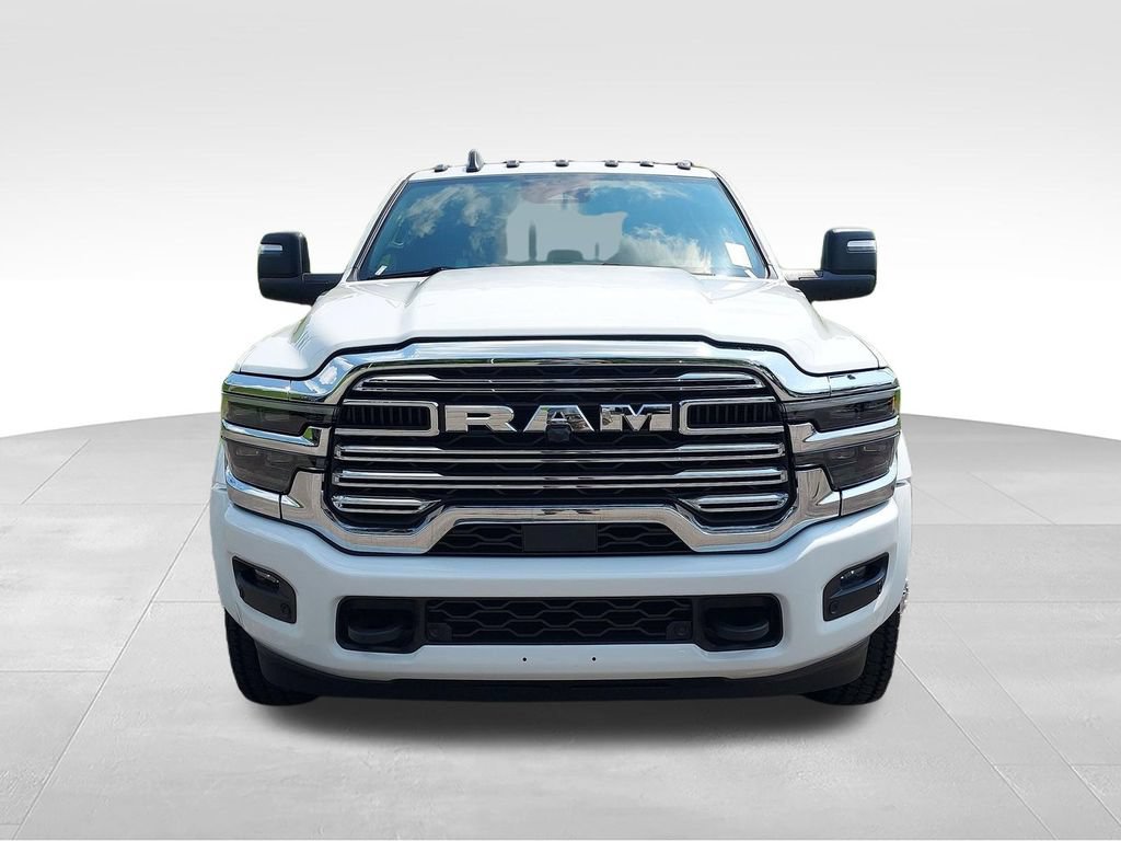 New 2026 RAM 5500 4x4 Crew Cab w/ Laramie Trim Package image 8