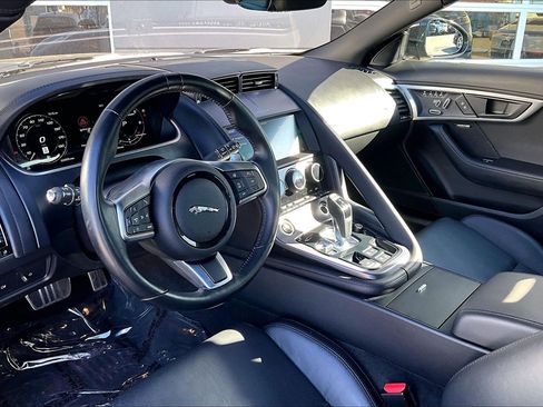 Used 2022 Jaguar F-TYPE Coupe image 14