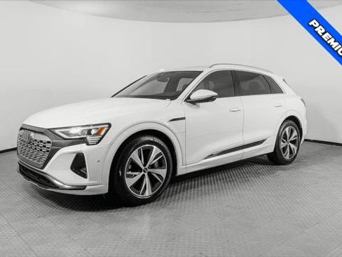Used 2024 Audi Q8 e-tron Premium Plus w/ Premium Plus Package AWD/4WD image 1