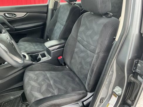 Used 2014 Nissan Rogue S image 32