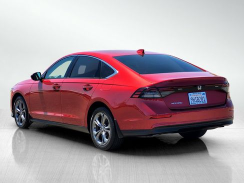 Used 2023 Honda Accord EX image 9
