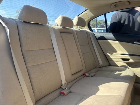 Used 2012 Honda Accord LX image 23