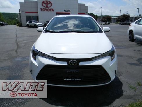New 2026 Toyota Corolla LE FWD image 6