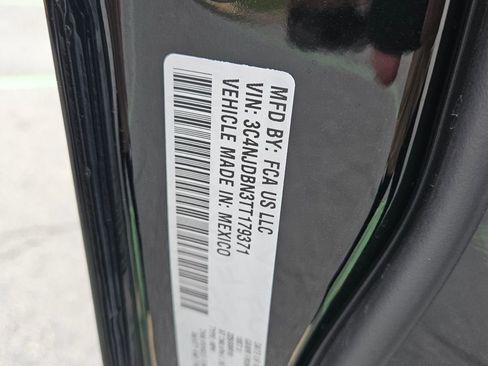 New 2026 Jeep Compass Latitude AWD/4WD image 18