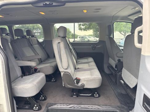 Used 2015 Ford Transit 350 XLT RWD image 15