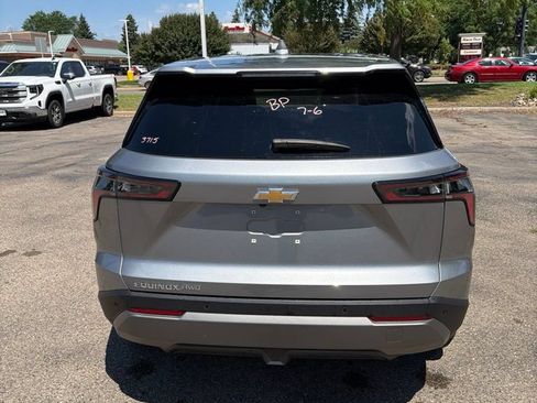 Used 2025 Chevrolet Equinox LT AWD/4WD image 8