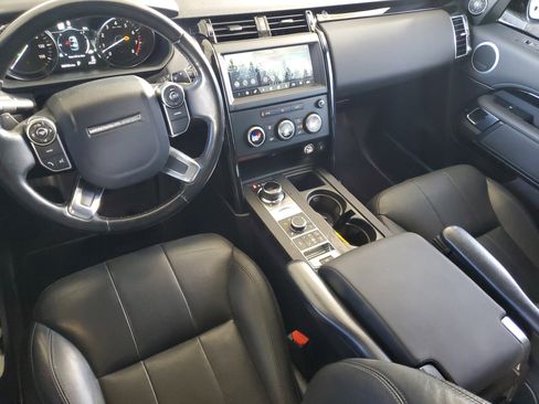 Used 2018 Land Rover Discovery SE AWD/4WD image 12