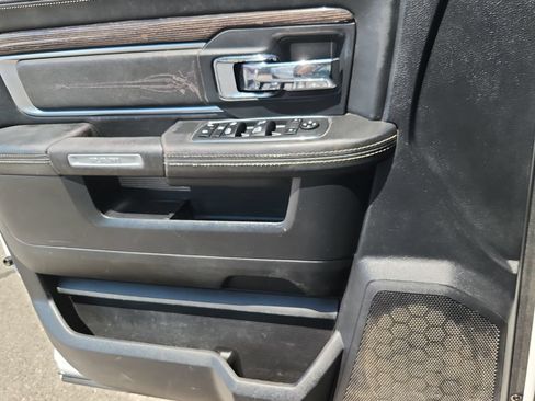Used 2014 RAM 2500 Limited AWD/4WD image 9