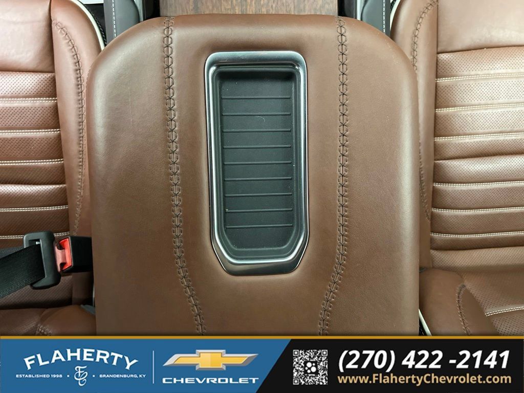 Used 2023 GMC Yukon XL Denali Ultimate AWD/4WD image 34