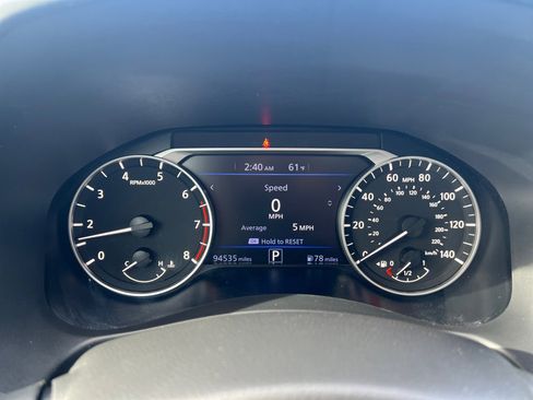 Used 2021 Nissan Altima 2.5 SR w/ SR Premium Package image 14