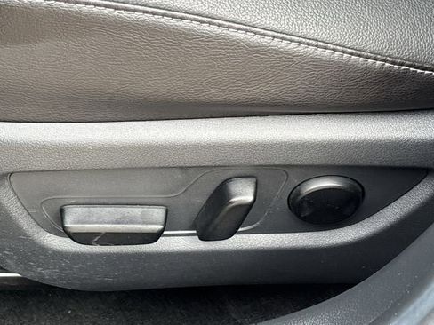 Used 2025 MAZDA CX-50 AWD 2.5 S w/ Premium Package image 25