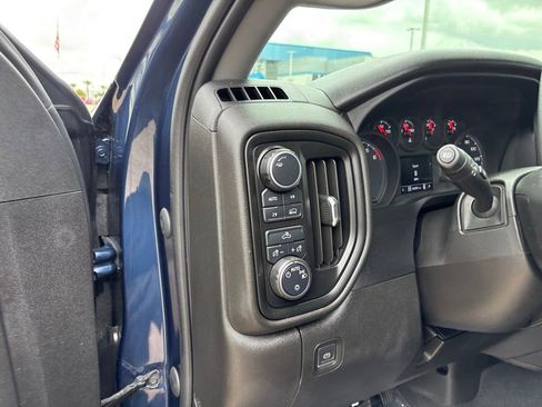 Used 2023 Chevrolet Silverado 1500 Custom AWD/4WD image 24