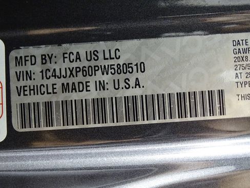 Used 2023 Jeep Wrangler Unlimited Sahara AWD/4WD image 37