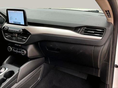 Used 2020 Ford Escape SEL FWD image 18