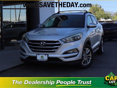 Used 2017 Hyundai Tucson SE w/ SE Popular Package 02 FWD image 1