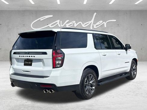 Used 2024 Chevrolet Suburban Z71 w/ Off-Road Capability Package AWD/4WD image 20