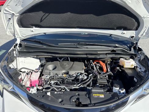 Used 2024 Toyota Sienna Platinum image 33