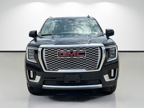 Used 2024 GMC Yukon XL Denali AWD/4WD image 8