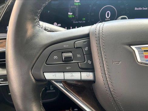 Used 2024 Cadillac Escalade Sport Platinum w/ LPO, ONYX Package AWD/4WD image 18