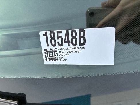 Used 2019 Chevrolet Equinox LT w/ Driver Convenience Package image 33