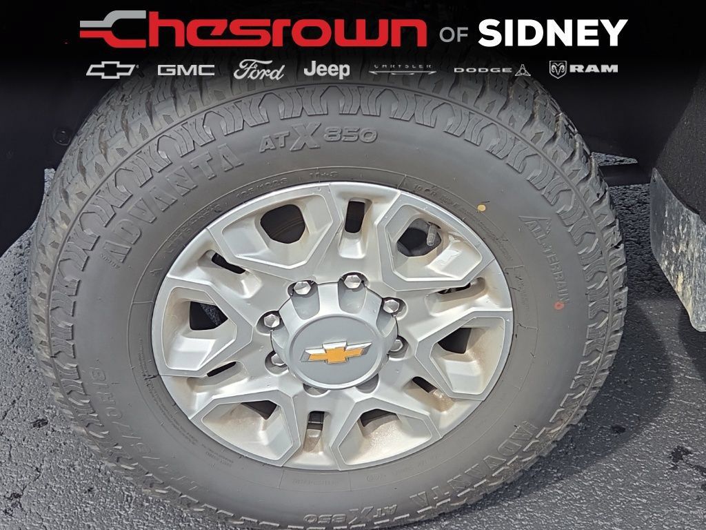 Used 2025 Chevrolet Silverado 3500 LT w/ All Star Edition AWD/4WD image 9