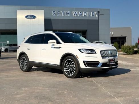 Used 2019 Lincoln Nautilus Reserve w/ Driver Assistance Package FWD image 1