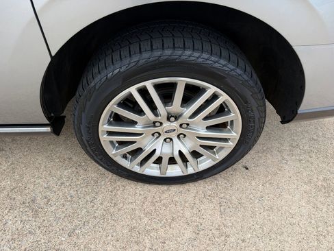 Certified 2024 Ford Expedition Max Limited AWD/4WD image 9