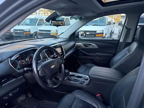 Certified 2019 Chevrolet Traverse LT w/ LT Premium Package image 22