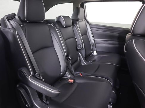 Used 2025 Honda Odyssey Touring image 34